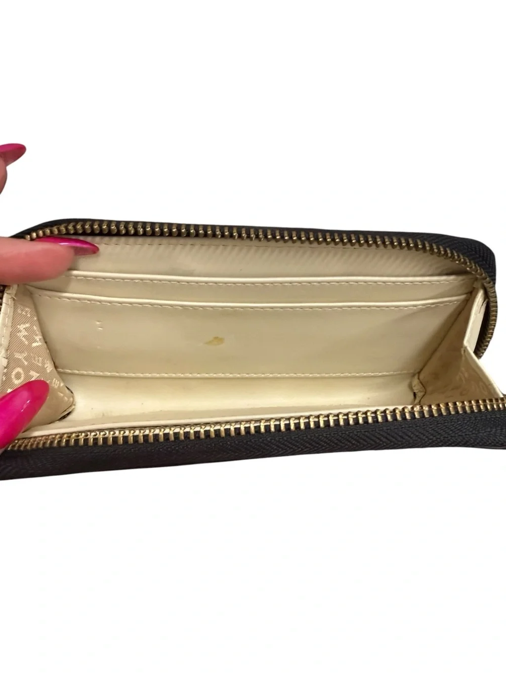 Vintage kate spade Black Patent Zip Around Wristlet Wallet